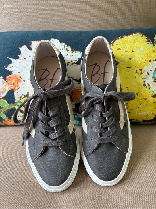 Blowfish Shoes - Blowfish Gray Canvas Low-Top Sneakers with Cream Accents